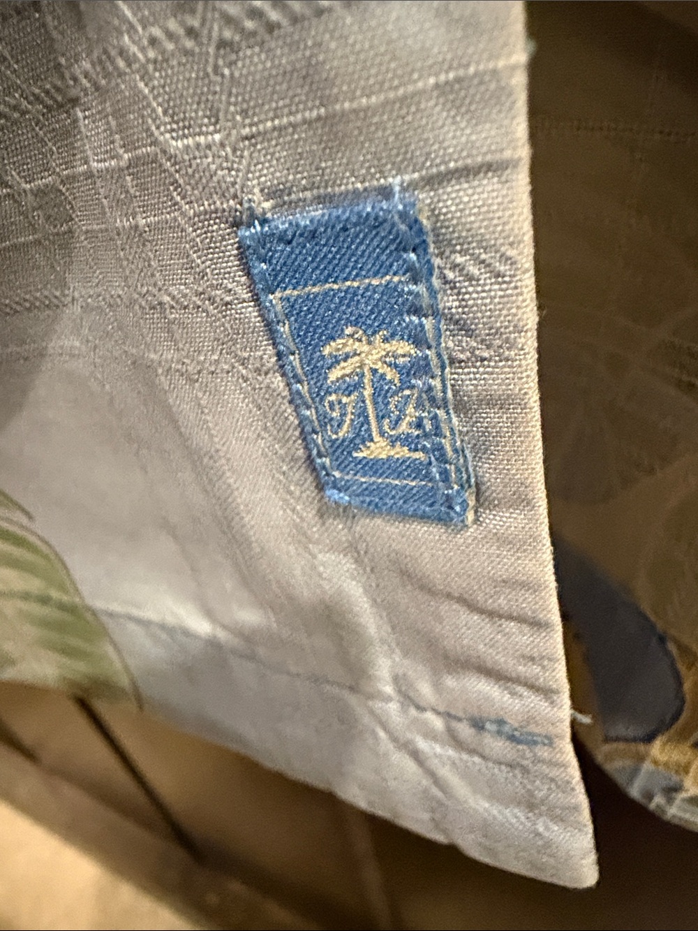 Tommy Bahama - Picture 9 of 10